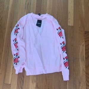 NWT baby pink cutout crewneck sweatshirt roses flowers light pink red green